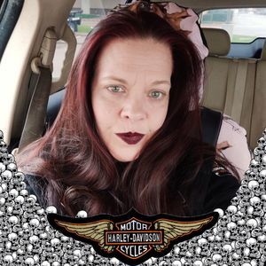 Meet your Posher, Carrie